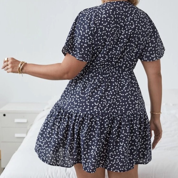 Boho ruffle frill short sleeve heart print v neck dress light blue - Picture 4 of 11